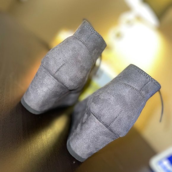 City Classified Lace Up Shootie - Picture 2 of 7